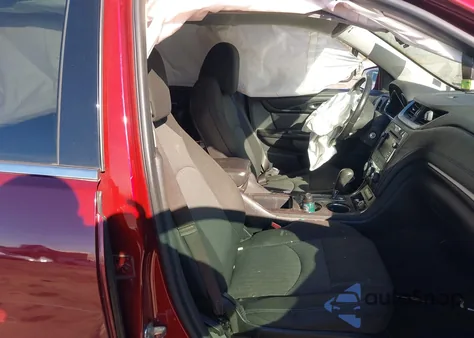 2015 Chevrolet Traverse 1Lt z USA, uszkodzony, nr VIN 1GNKRGKDXFJ189869